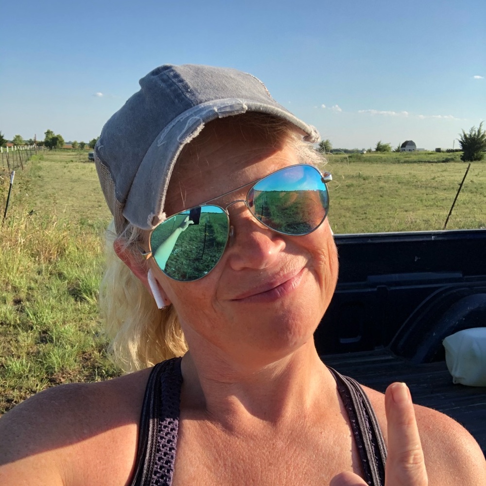 Meet your Posher, Sheri